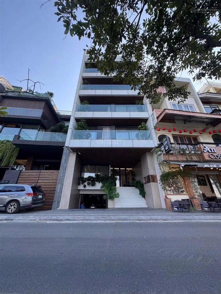 Chính chủ gửi bán nhà mặt hồ nhật chiêu 90m2, 7 tầng, mt 5m. giá 95tỷ.  0888 999 ***