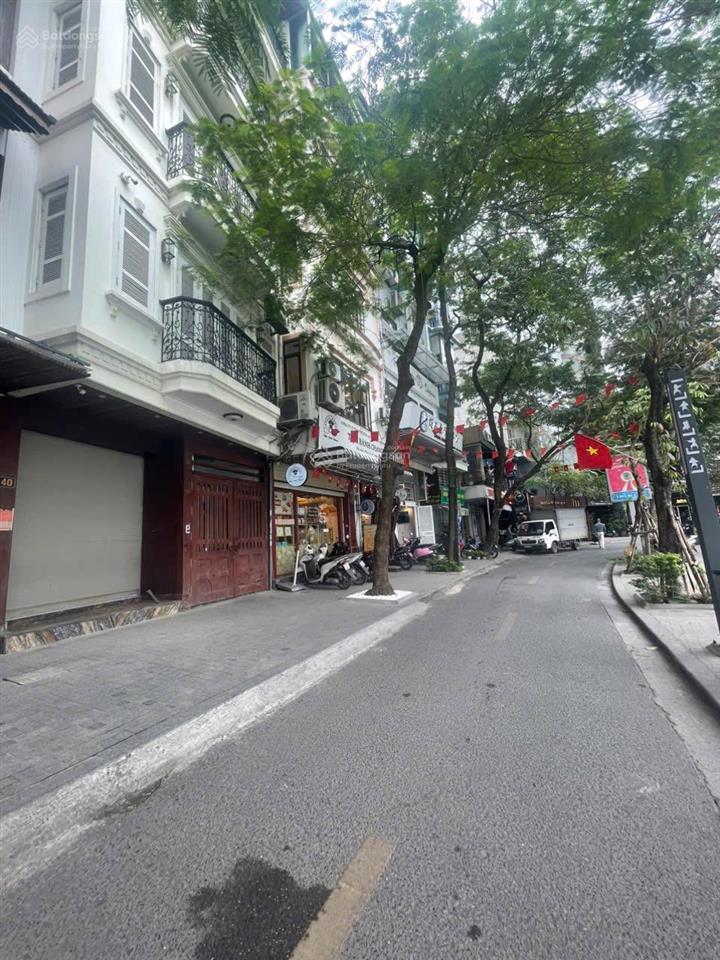 Chủ nhà gửi bán nhà mặt hồ phạm huy thông55m2,5 tầng,mt10m.giá38tỷ.0888 999 ***