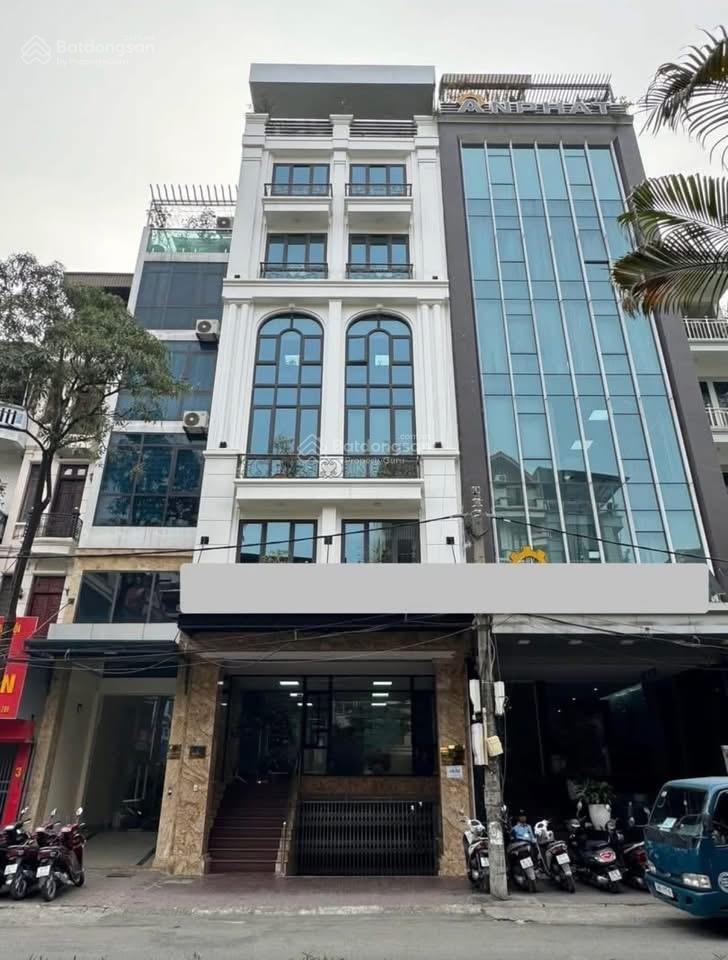 Chủ nhà gửi bán tòa văn phòng mặt phố nguyễn thị định hoàng ngân120m2,10 tầng,mt6m.giá68tỷ