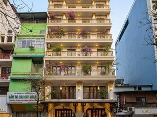 Chính chủ gửi bán toà khách sạn mặt phố duy tân130m2,8 tầng lô góc,mt11m.giá73tỷ.0888 999 ***