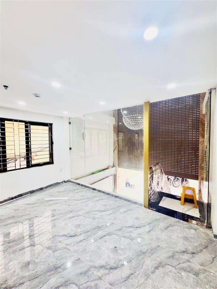 Chính chủ gửi bán nhà mặt phố thái hà 60m2,9 tầng,mt5m.giá45tỷ.0888 999 ***