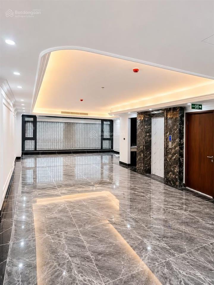 Chính chủ gửi bán nhà mặt phố khúc thừa dụ 70m², 8 tầng, mt5m. giá50 tỷ. 0888 999 ***
