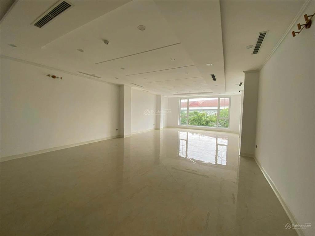 Chính chủ gửi bán nhà mặt phố trần phú100m2,6 tầng,mt6m.giáthoả thuận.0888 999 ***