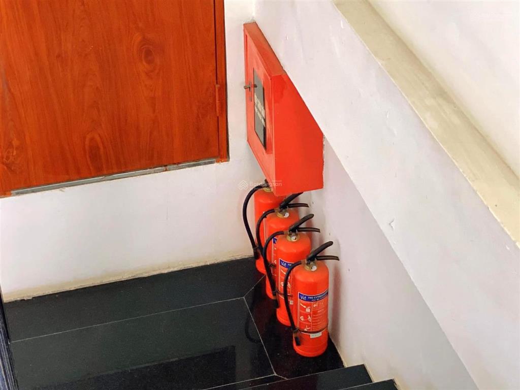 Chính chủ gửi bán tòa nhà mặt phố trúc bạch  nguyễn khắc hiếu 230m2, 11 tầng, mt 7.5m. giá 160tỷ