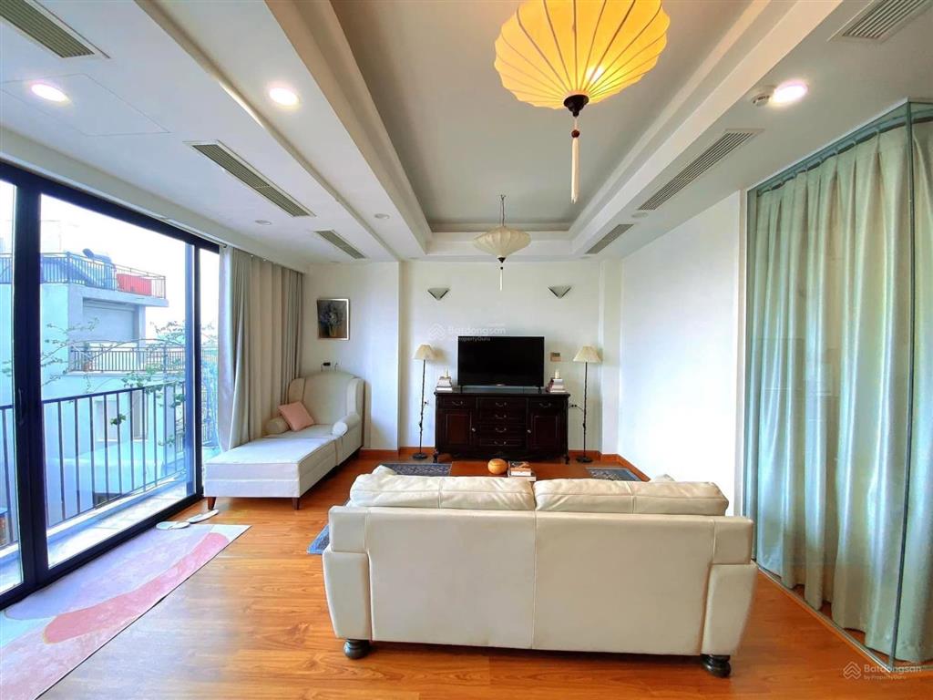 Chính chủ gửi bán tòa nhà mặt phố trúc bạch  nguyễn khắc hiếu 230m2, 11 tầng, mt 7.5m. giá 160tỷ