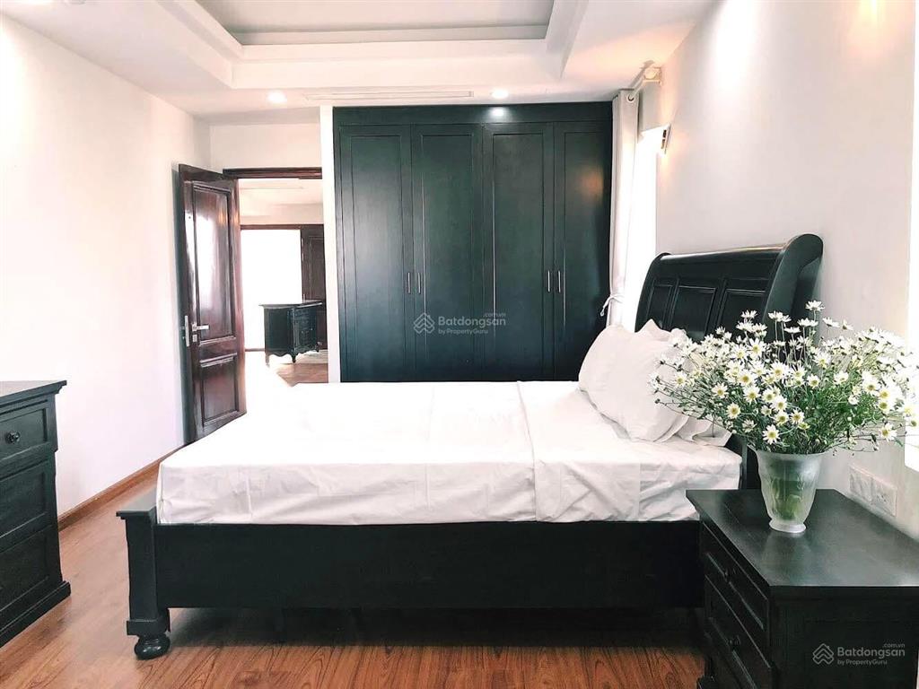 Chính chủ gửi bán tòa nhà mặt phố trúc bạch  nguyễn khắc hiếu 230m2, 11 tầng, mt 7.5m. giá 160tỷ