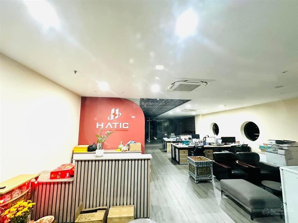 Chủ nhà gửi bán tòa văn phòng mặt phố bà triệu  trần quốc toản 250m2, 11 tầng, mt 8.5m. giá 245tỷ