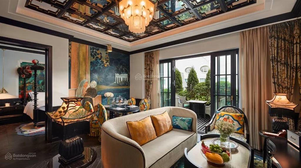Chính chủ gửi bán khách sạn mặt phố vạn phúc 300m2, 10 tầng lô góc, mt 16m. giá 290 tỷ