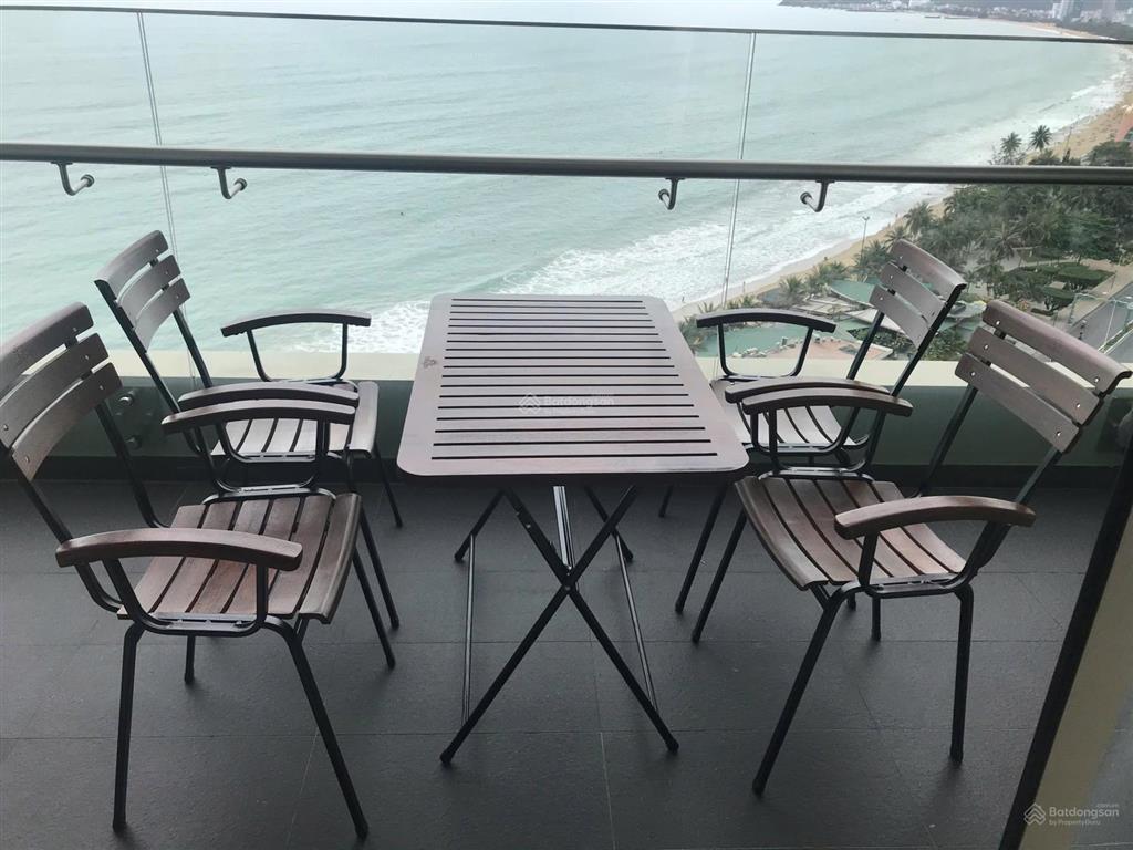 Bán căn hộ view trực diện biển toà the costa siêu hiếm