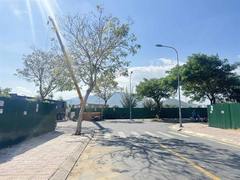 Bán nhà 4 tầng kdt hà quang 1 nha trang giá bán rẻ trả nợ