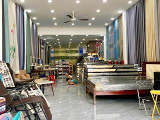 Nhà 3 tầng mặt tiền kinh doanh đường trần quý cáp trung tâm tp nha trang