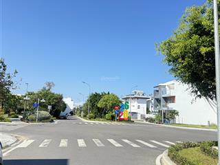 Cho thuê nhà 3 tầng rất đẹp đối diện hồ bơi gói 8 capella mỹ gia chỉ 31 triệu