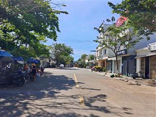 Bán đất tái định cư vcn phước long ngang 5m có sổ giá chỉ 6 tỷ 100