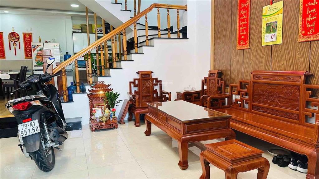 Bán nhà 4 tầng sổ hồng vcn phước long 1 nha trang chỉ 8.5 tỷ