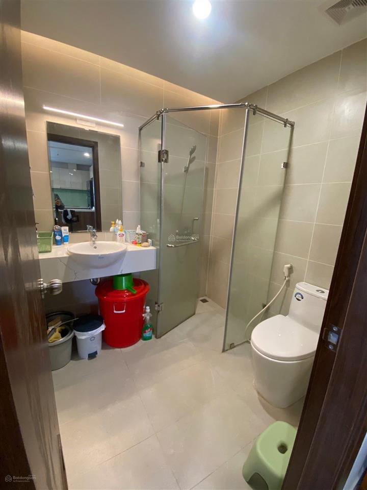 Cho thuê căn góc view sông và view công viên toà ct2 vcn phước long rất đẹp