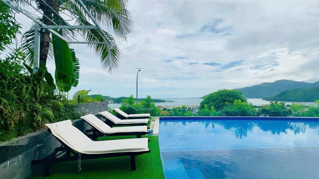 Bán căn biệt thự anh nguyễn view biển siêu đẹp tp nha trang giá tốt
