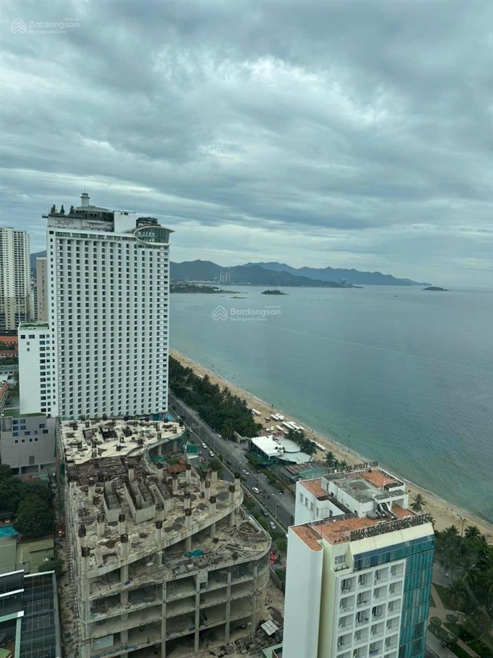 Cần chuyển nhượng căn hộ toà ab square view biển siêu hiếm vị trí kim cương nha trang