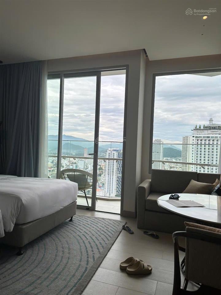 Cần chuyển nhượng căn hộ toà ab square view biển siêu hiếm vị trí kim cương nha trang