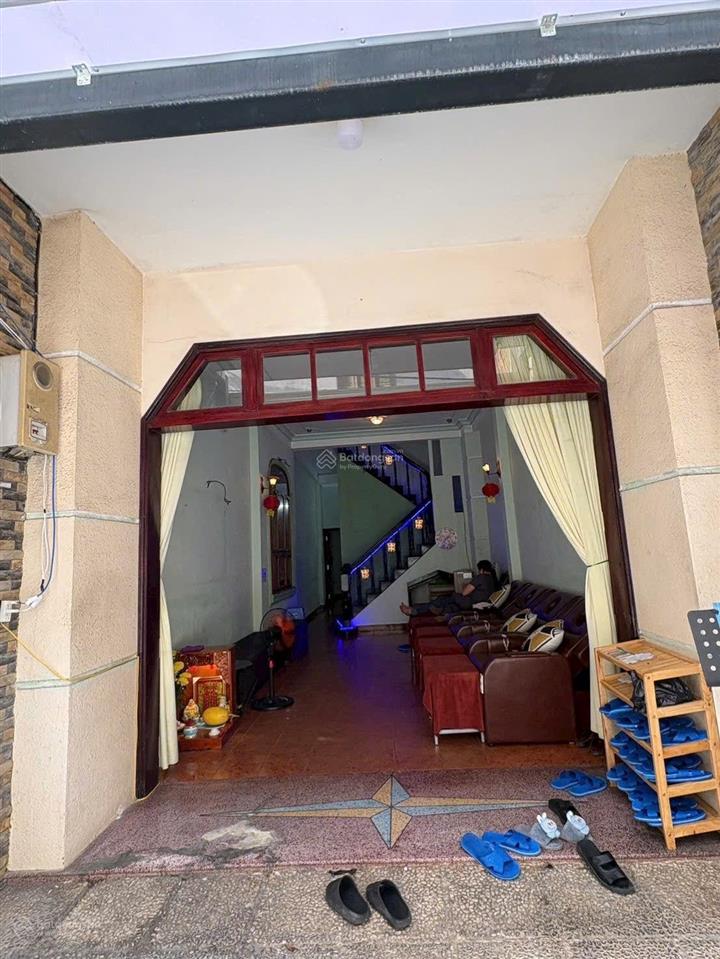 Bán nhà ngay chợ đêm phố tây trung tâm tp biển nha trang chỉ 14 tỷ 500