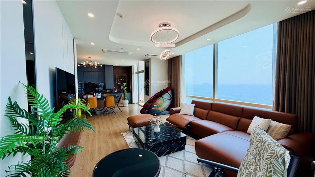 Bán căn hộ mặt biển tòa nha trang center 3 phòng ngủ giá chỉ 18 tỷ