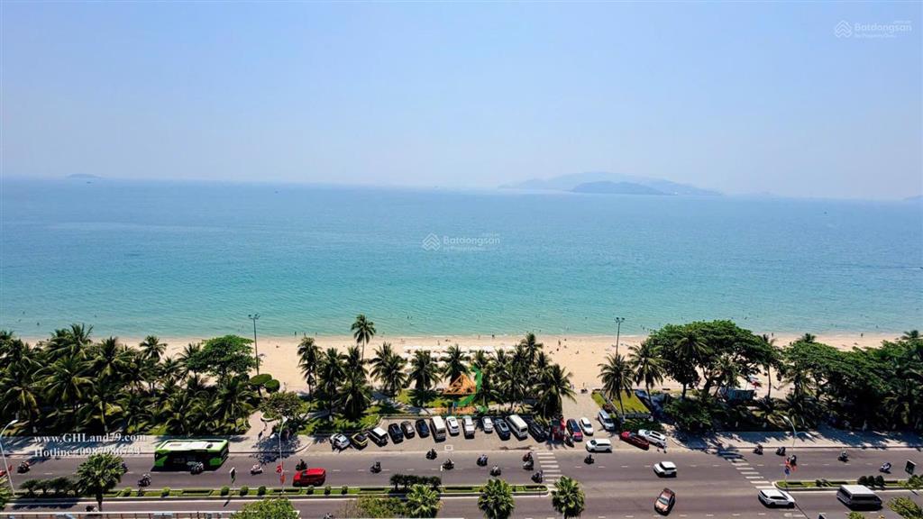 Bán căn hộ mặt biển tòa nha trang center 3 phòng ngủ giá chỉ 18 tỷ