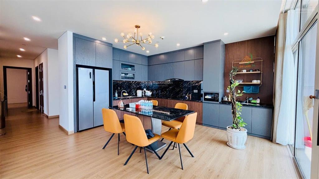 Bán căn hộ mặt biển tòa nha trang center 3 phòng ngủ giá chỉ 18 tỷ