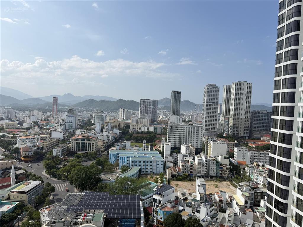 Bán căn penthouse hud building nha trang view biển siêu hiếm