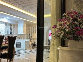 Bán căn penthouse hud building nha trang view biển siêu hiếm