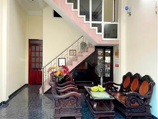 Hàng hiếm nhà 4 tầng hẻm quang trung tp nha trang đường oto 4m chỉ 7.5 tỷ