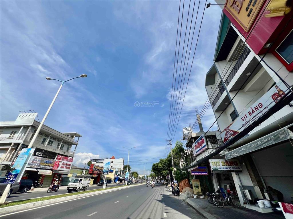 Bán lô đất mặt tiền đường 23/10 nha trang ngang 9m cực đẹp
