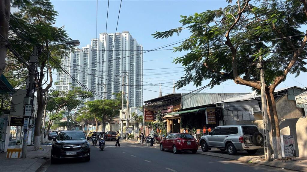 Siêu phẩm hàng hiếm đất 2 mặt tiền dương hiến quyền và phó đức chính siêu đẹp