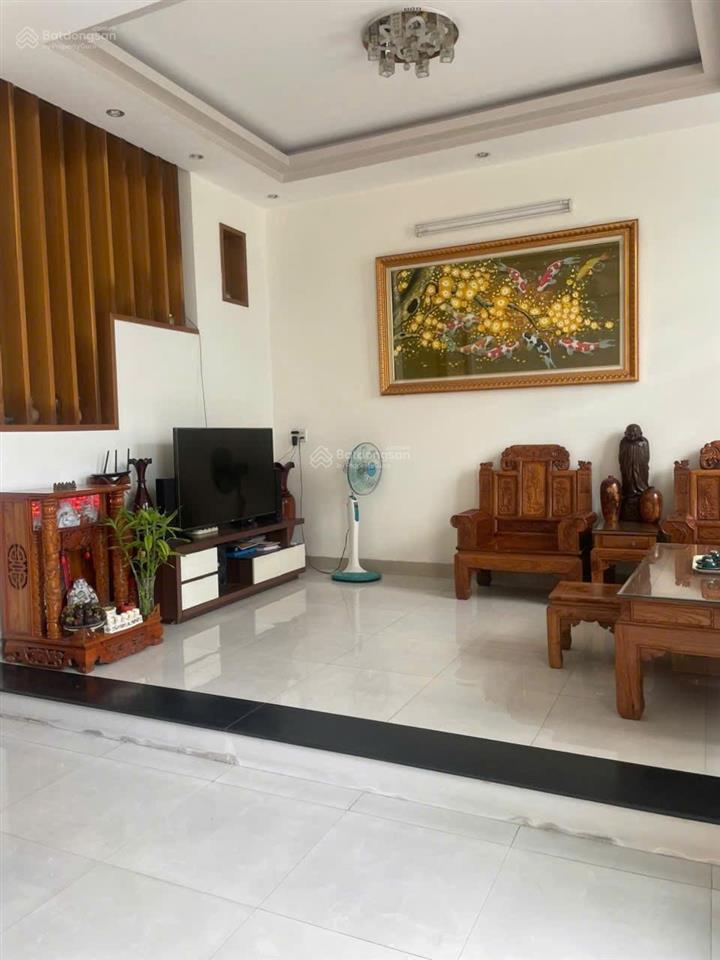 Bán nhà 2 tầng mặt tiền đường phú xương tp nha trang chỉ 10,5 tỷ