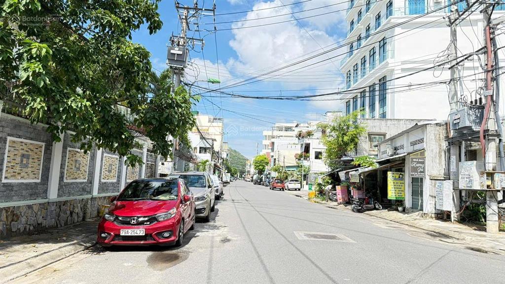Bán đất mặt đường nhà thờ, phường bắc nha trang, chỉ 60 triệu/m2