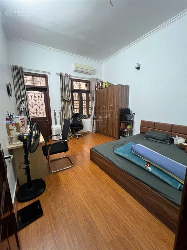 Bán nhà trung văn, nam từ liêm, gần tố hữu. hiếm nhà bán. ở ngay. 43m2*4 tầng. chỉ 5,65tỷ. xem ngay