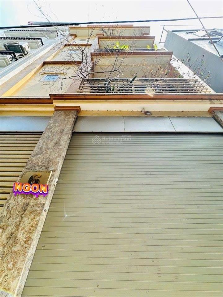 Bán nhà trung văn dân xây  ngõ rộng ba gác phóng vù vù  gần ô tô. 48 m2 * 4 tầng. chỉ 8,25 tỷ