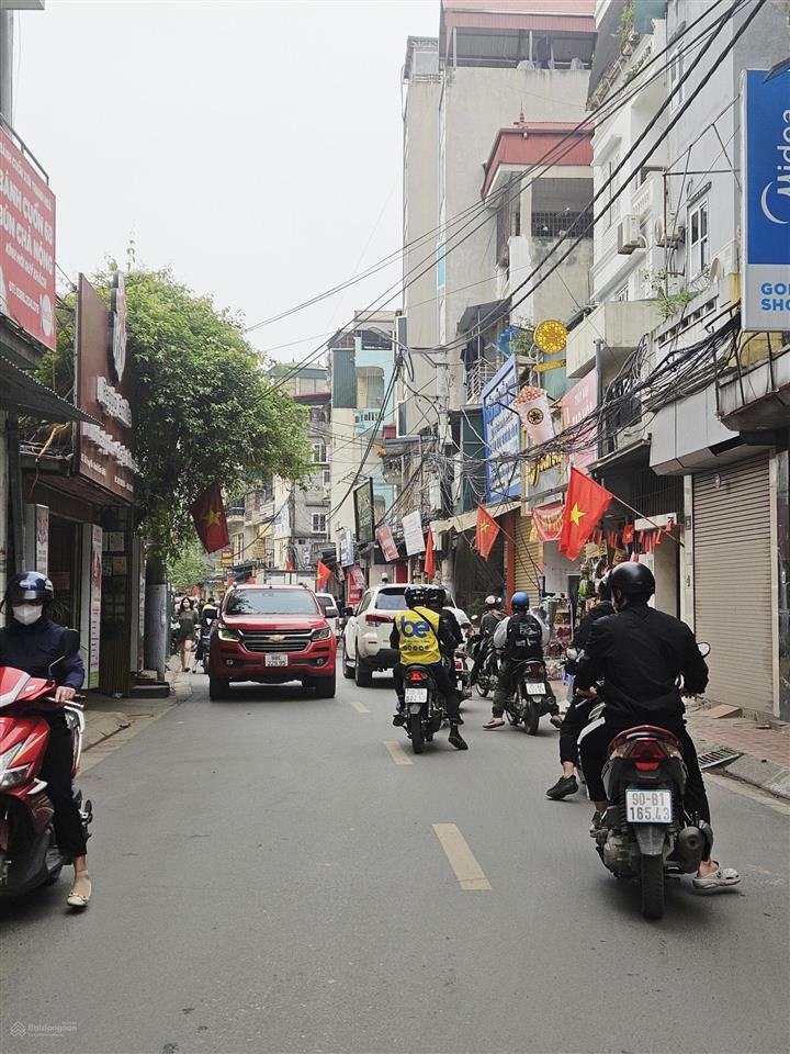 Bán nhà trung văn, đại linhcương kiên ở luôn. 40m2*4 tầng 5,3 tỷ. gần hồ, tố hữu, đl thăng long