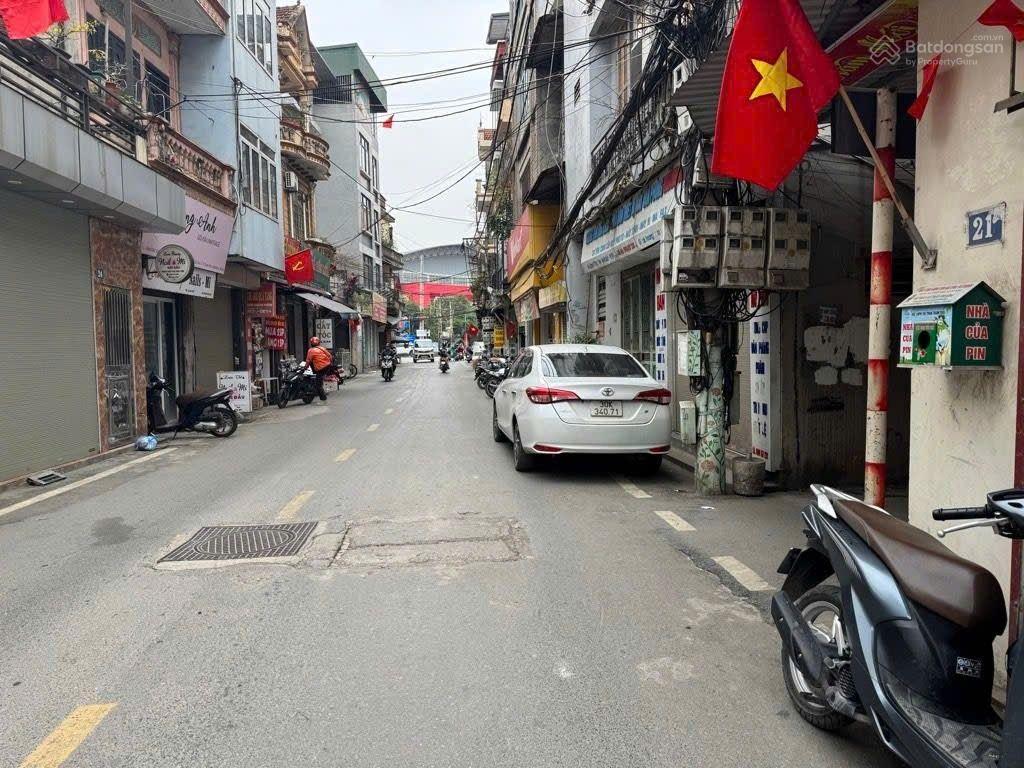 Bán nhà mỗ lao. nhà dân xây 4 ngủ. ô tô gần nhà. ở ngay, giá tốt! 40m2*4 tầng chỉ 5,96 tỷ. xem ngay