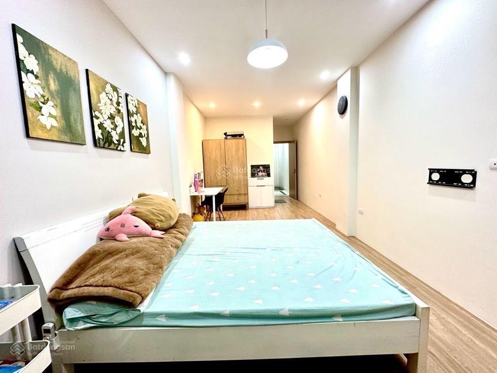 Bán nhà đường ô tô khu nguyễn trãi  lương thế vinh  trung văn. thang máy. 41 m *6 tầng. 8,65 tỷ