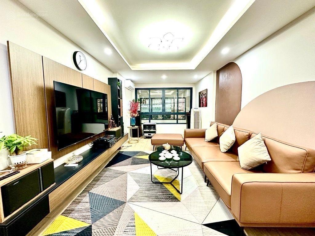 Bán nhà đường ô tô khu nguyễn trãi  lương thế vinh  trung văn. thang máy. 41 m *6 tầng. 8,65 tỷ