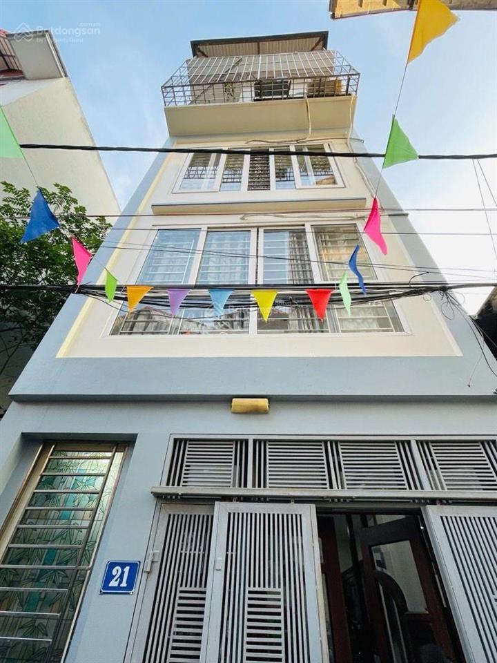 Hot ! nhà đẹp dân xây ngõ thông, cách 30 m ô tô qua, ra mặt phố. 2 mặt thoáng. nhà 4 tầng. 5,83 tỷ