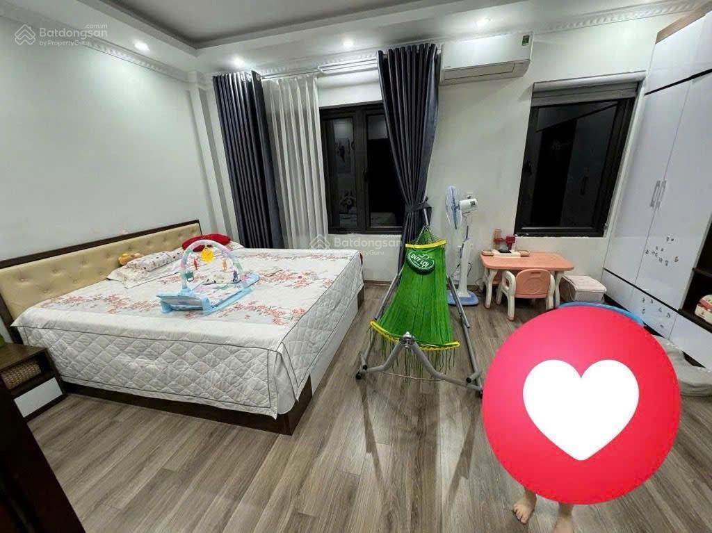 Nhà hiếm rẻ đẹp tây mỗ đang bán. chỉ 5,65 tỷ. gọn gàng đẹp từng chi tiết vào ở luôn. gần vinsmart.
