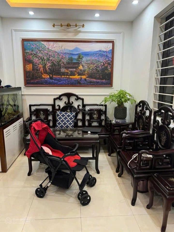 Nhà hiếm rẻ đẹp tây mỗ đang bán. chỉ 5,65 tỷ. gọn gàng đẹp từng chi tiết vào ở luôn. gần vinsmart.