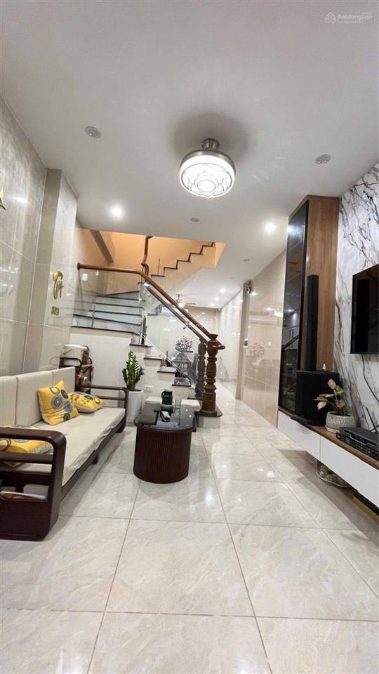 Mễ trì nhà 5 tầng gần phạm hùng, keangnam. chủ cần bán đổi nhà giá 5,x tỷ