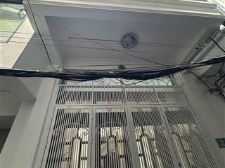 Mỹ đình  chú hoàng cán bộ quân đội về hưu bán nhà 4 tầng tự xây. giá chỉ 5,x tỷ