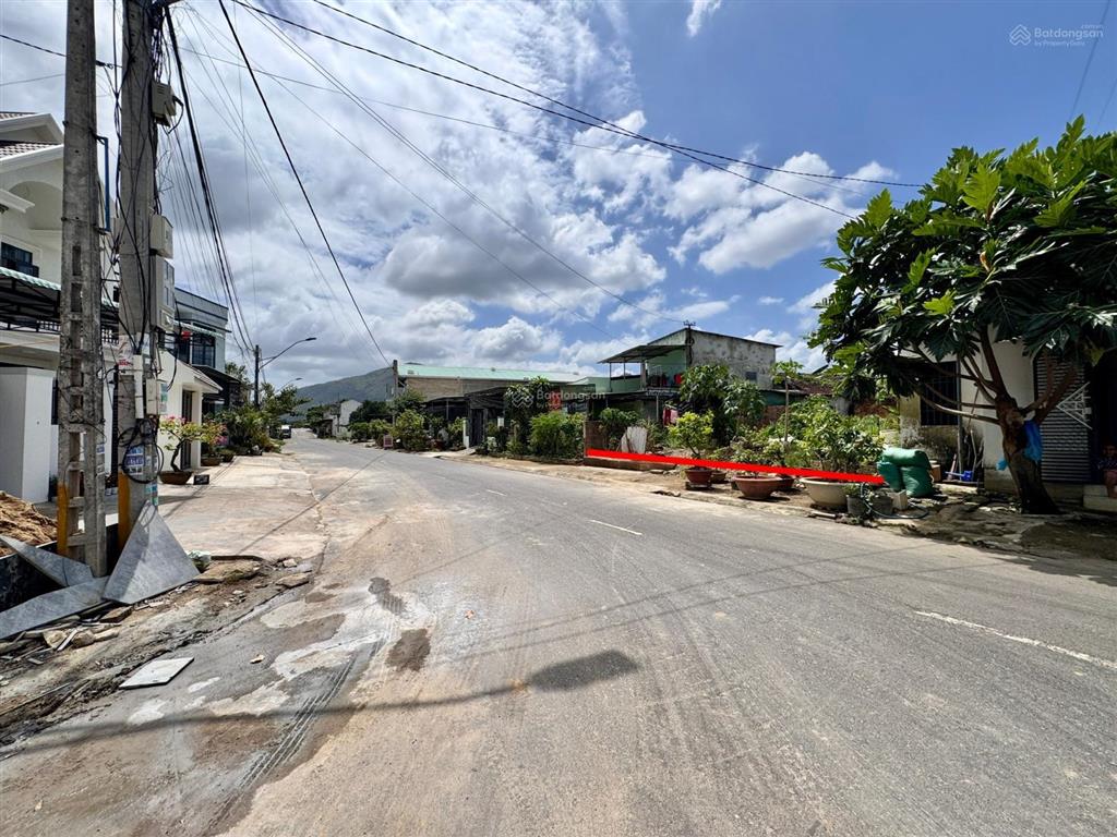 Bán đất đường nhựa chu văn an diên toàn rộng 17m giá rẻ