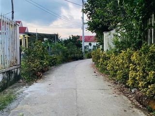 Đất dân cắt bán diên toàn đường oto thông 2 đầu giá chỉ 12tr/m2