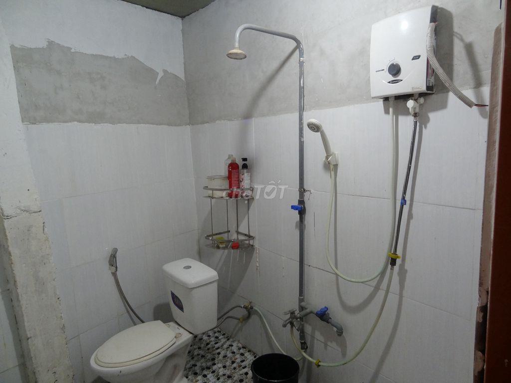 Cho thuê nhà 200m2, Đường 7, Phường Tam Bình