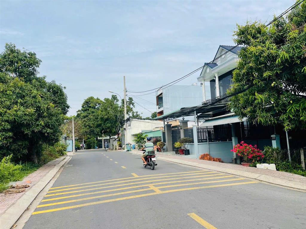 Bán đất mặt tiền đường huỳnh văn cọ  trung tâm thị trấn củ chi, dt 96m2 (5x19m), giá 3.2 tỷ