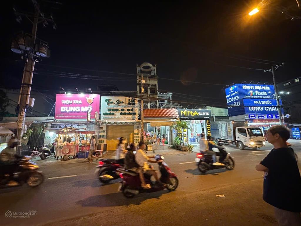 Chính chủ cho thuê mt 246 phan anh, tân phú, 22 triệu, 200m2 1 trệt 1 lầu 2pn 2wc  0938 910 ***