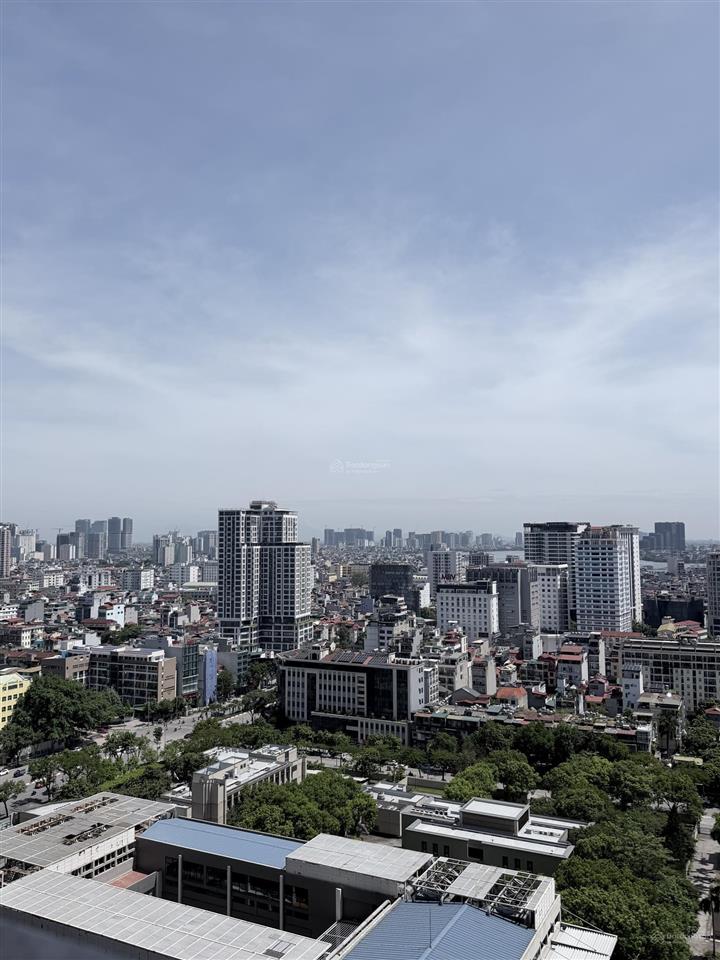 Chính chủ gửi bán căn 2n metropolis liễu giai nhà đẹp view hồ tây giá tốt dự án.  0986 270 ***